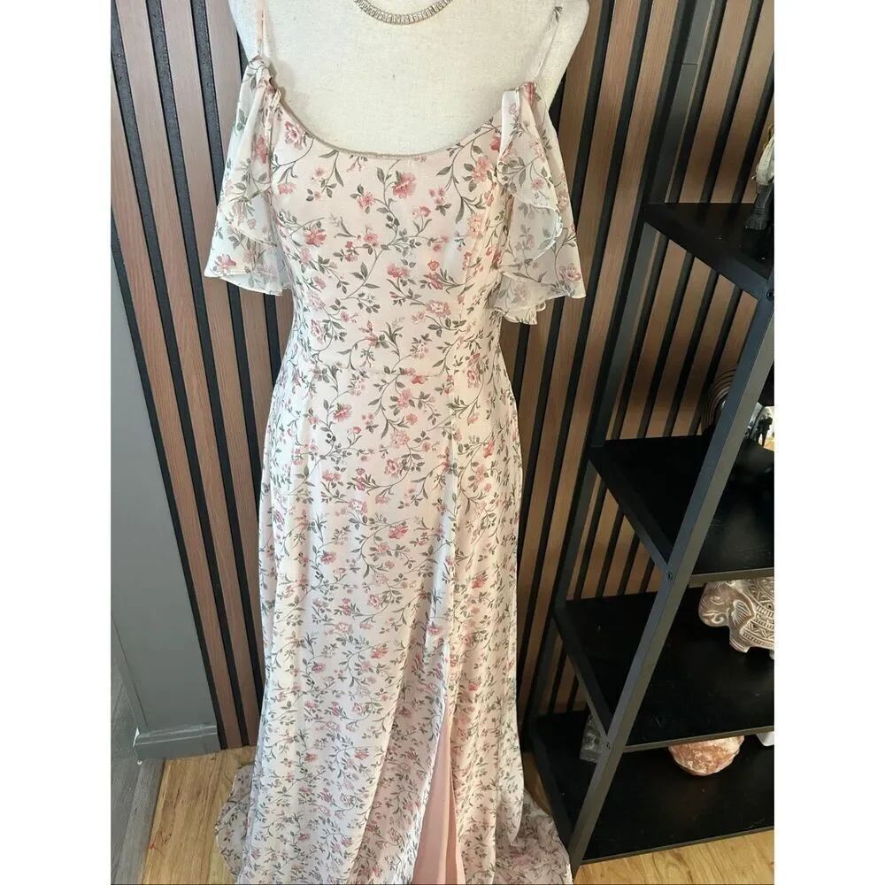 DB studio floral maxiβbridesmaids dress sz 2 off the shoulder sleeves light &com